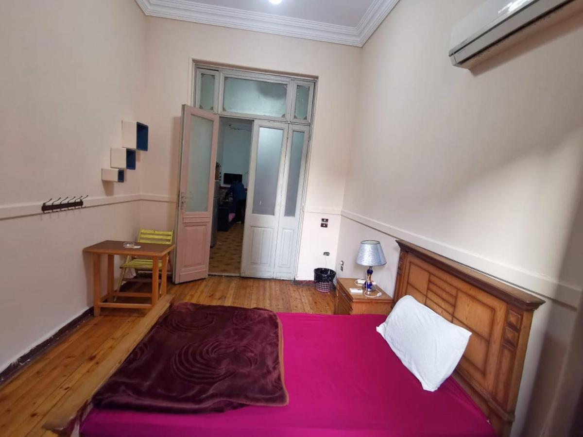Bella Casa Hostel *